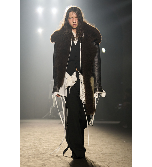 BINUS PERFECTO WITH DETACHABLE SHEARLING COLLAR BLACK/NUDE