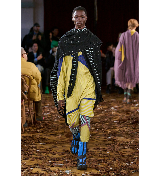 TARR THROW NIGHT SKY