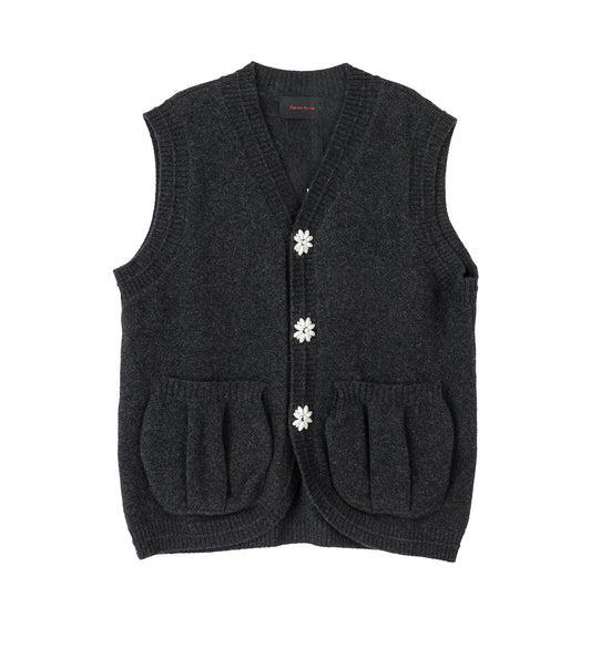 KNIT VEST W/ PEARL BUTTONS CHARCOAL/PEARL