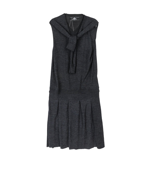 PLEATED SLEEVE DRESS GREY