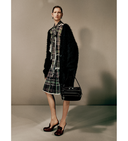 KAUL HAIRY FLAT BLACK KAUL HAIRY FLAT BLACK