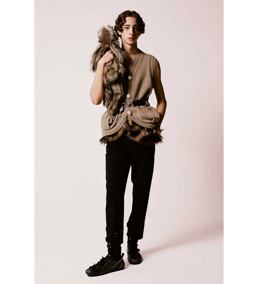 KNIT VEST W/ PEARL BUTTONS CAMEL/PEARL