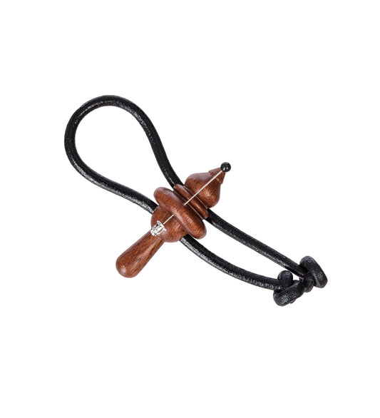 SPINNER BROOCH WOOD