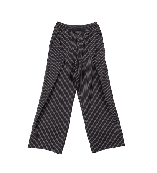DIAGONAL PLEATED TROUSERS BLACK/WHITE PINSTRIPE