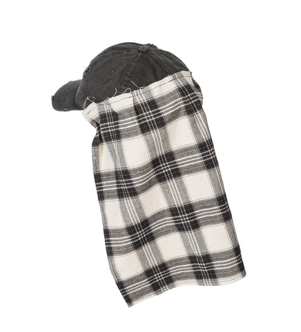 DISTRESSED BASEBALL HAT WITH FLANNEL FLAP BLACK