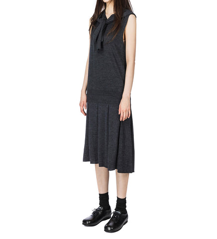 PLEATED SLEEVE DRESS GREY