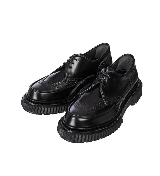 TYPE 213 BLACK