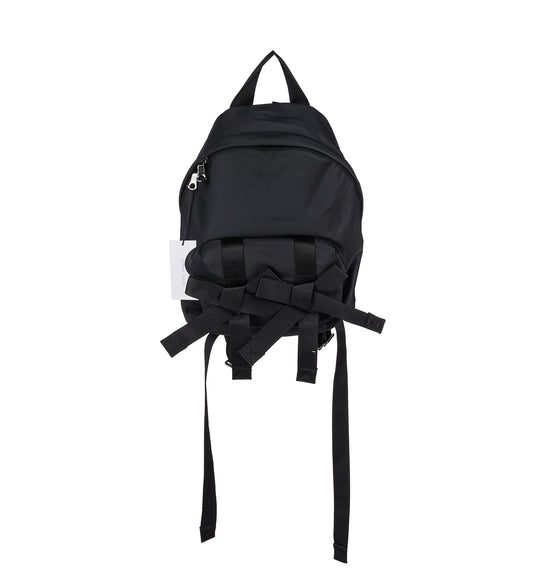 BOW FRONT BACKPACK W/ EMB BLACK/PEARL