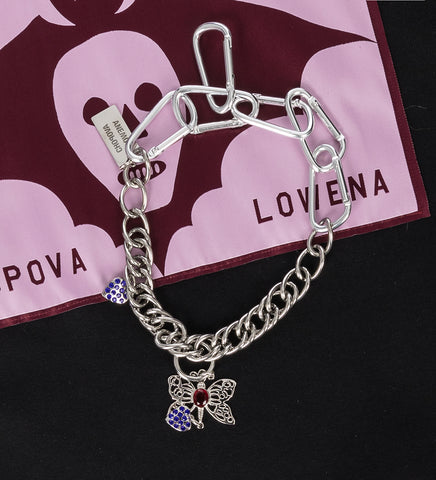 DANGLE FLY CARABINER NECKLACE SILVER