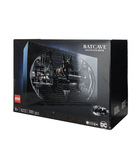 BAT CAVE SHADOW BOX 76252