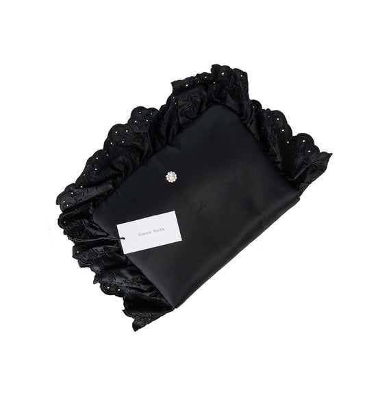 PILLOWCASE CLUTCH BAG W/DAISY BLACK