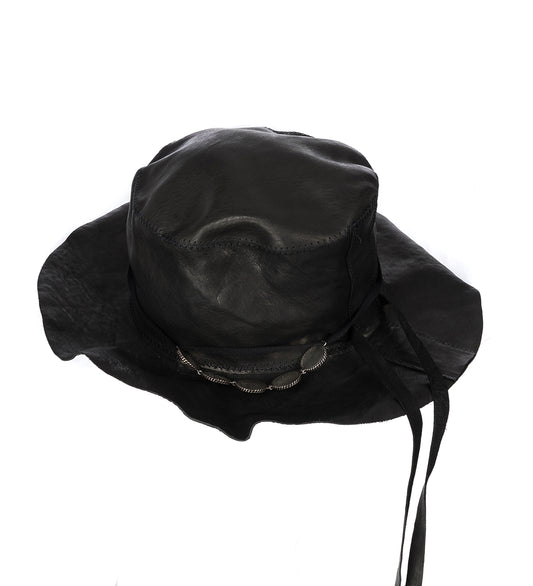 ARIL SMALL LEATHER HAT WITH CHAINS BLACK