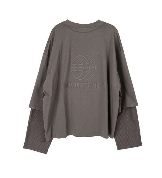 MAYO OVERSIZED GLOBE DOUBLE SLEEVE TEE PUBBLE GREY