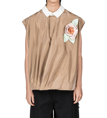 DRAPED BUBBLE HEM PRESSED ROSSETTE TOP TOFFEE/MULTI