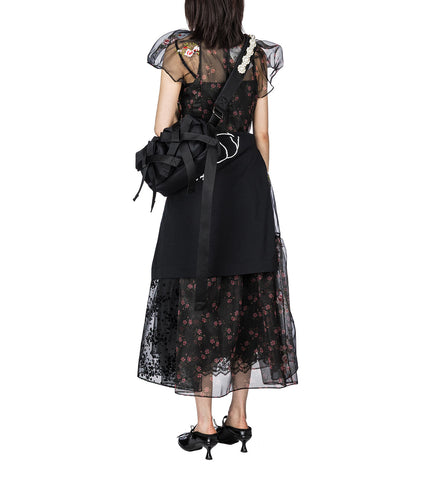 CLASSIC BOW CROSSBOXY BAG W/EMB BLACK/PEARL