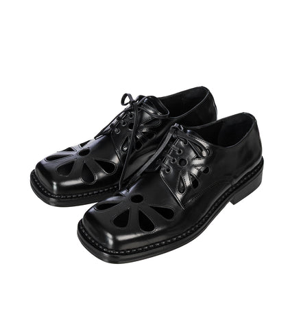 DAISY CUTOUT SQUARE TOE BROGUE BLACK