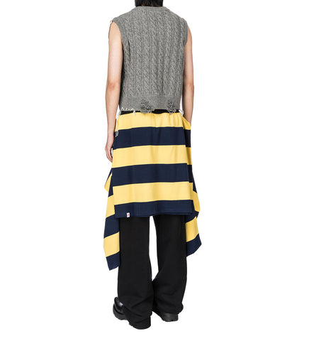 LABEL CABLE KNITTED VEST GREY