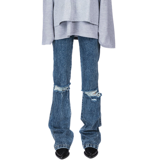 DISTRESSED KNEES FLARED JEANS DARK WASH