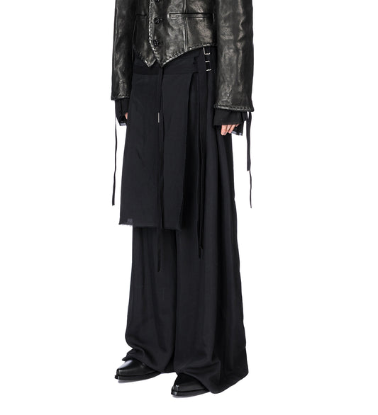 ERKE COMFORT LOUNGE PANTS WITH BELTED APRON BLACK