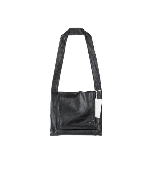 SLIM BAG MALLEABLE BLACK BULL HIDE