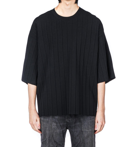 PLEATED TEE BLACK