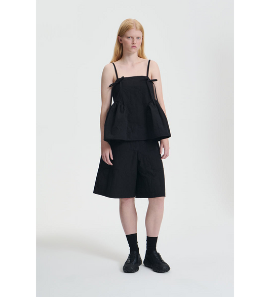 AKIRA TOP BLACK