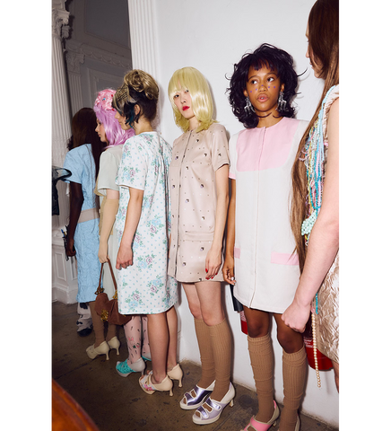 VELCRO KITTEN HEELS METALLIC MESH