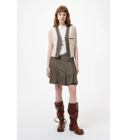 BASE WAISTCOAT DEEP HUSK SOFT GRAIN WEAVE