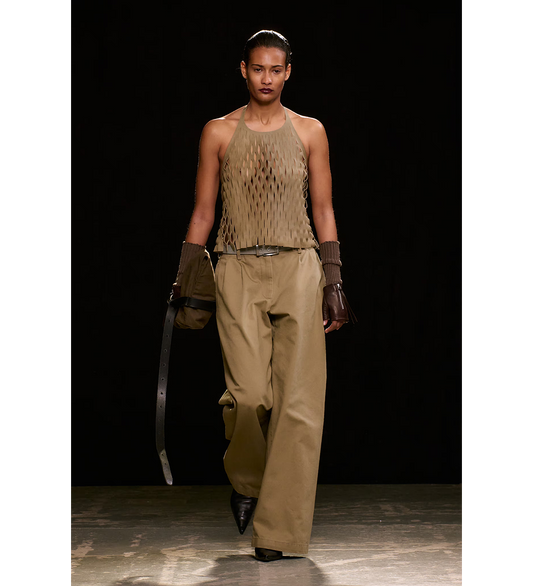 CUT APRON VELLUM BEIGE OILED SUEDE