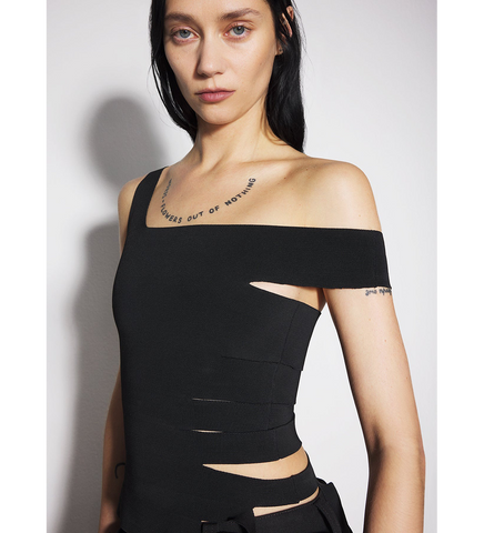 STRAPS TOP BLACK