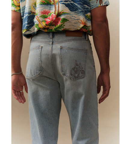 RELAXED 5 POCKET JEANS LIGHT WASH