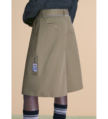 TWISTED SKATE SHORT BEIGE