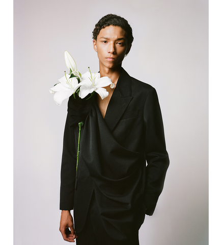 GATHERED FLOWER SASH JACKET BLACK