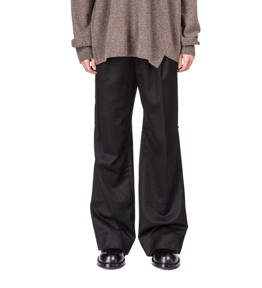 JUNE KNEE DART TROUSERS BLACK