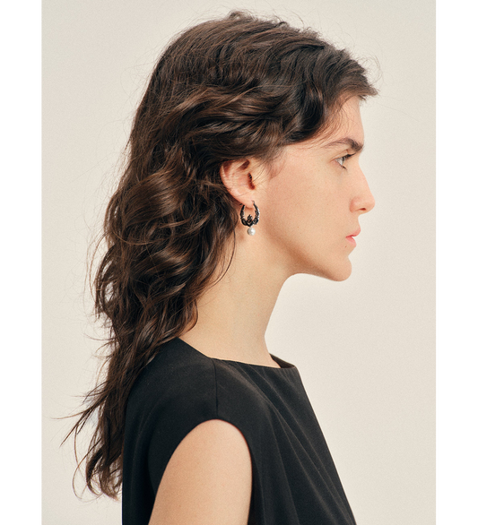 CLADDAGH PEARL HOOP EARRINGS RHODIUM/PEARL
