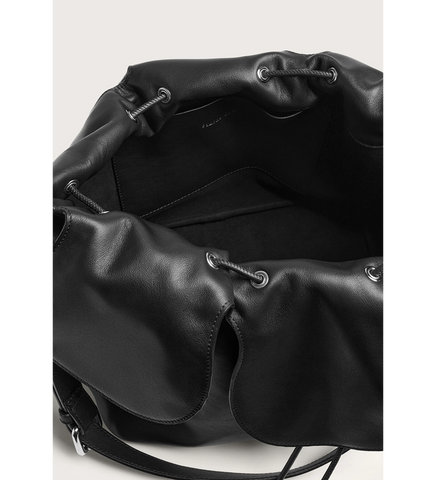 FLOWER PETAL BUCKET BAG