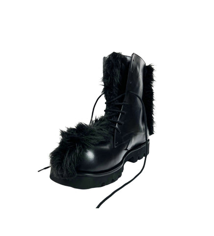 BIG FOOT MOHAWK BOOTS BLACK HAIR