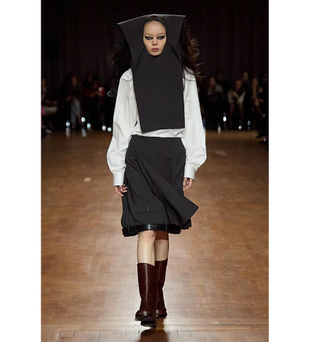 UPSIDE DOWN HANGER SKIRT MIDI BLACK