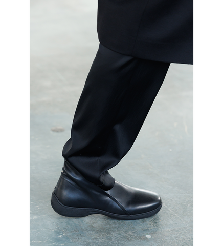 ISKAR SLIP-ON BLACK