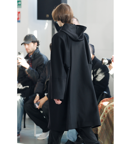 MUNNO HOODED COAT OBSIDIAN BLACK