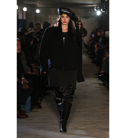 EMBROIDERED SAILOR HAT BLACK