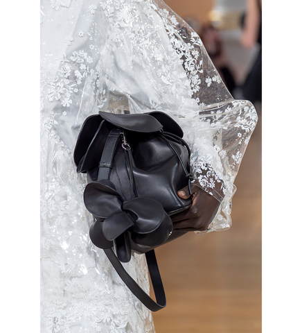 FLOWER PETAL BUCKET BAG