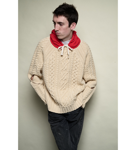 HODDED CABLE JUMPER OATMEAL