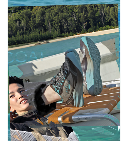 KIKO KOSTADINOV X ASICS ILARGI FF II DRIFTWOOD/DIOPTASE